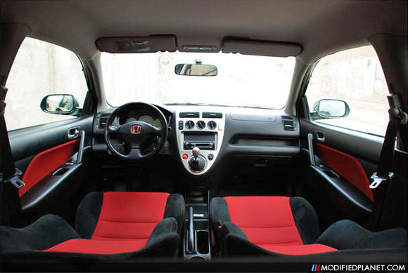 Trick car photo of a JDM 2005 Honda Civic TypeR interior