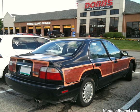 car-phot-1997-honda-accord-wood-grain-exterior-panel-sticker-fail