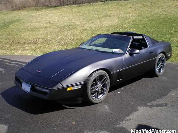car-photo-1986-chevrolet-corvette-with-c6-z06-black-chrome-oem-wheels