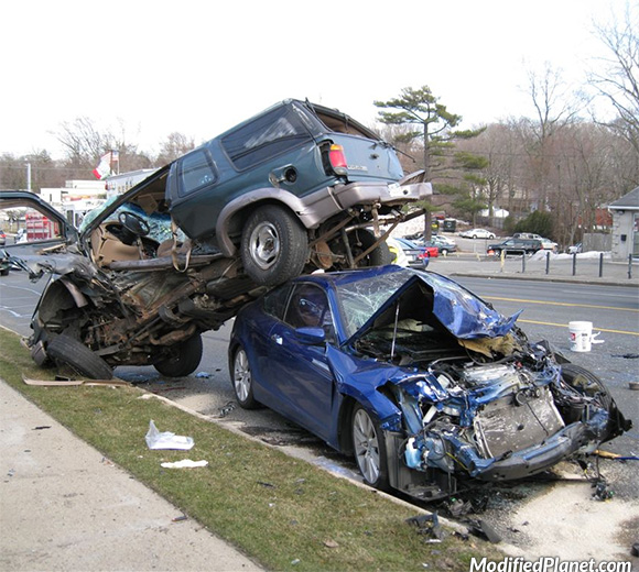 car-photo-2010-honda-accord-coupe-1995-ford-explorer-accident-crash