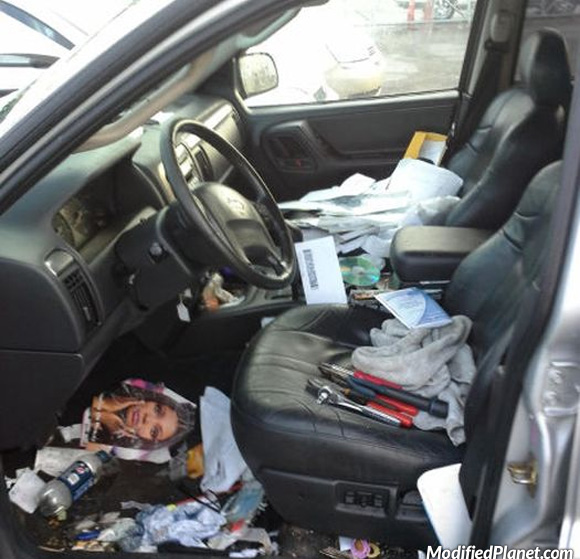 car-photo-filthy-dirty-interior-covered-in-garbage-trash-hoarder-fail